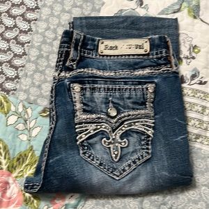 Used 32 Rock Revival Capris